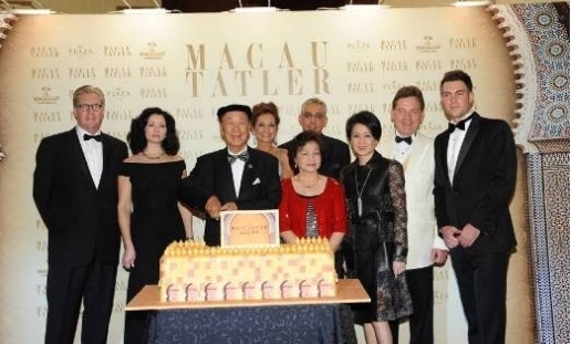 澳门管家婆100,澳门管家婆100，揭秘澳门博彩业背后的幕后英雄