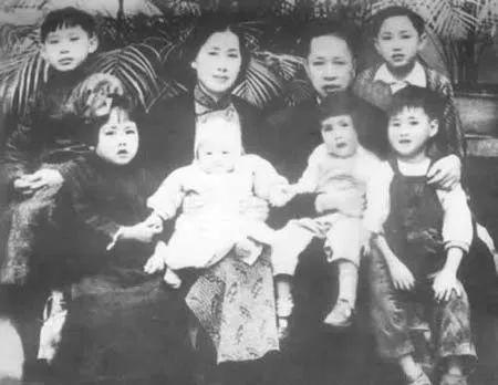 凤凰网澳门正版免费,凤凰网澳门正版免费，探索澳门娱乐资讯的可靠平台