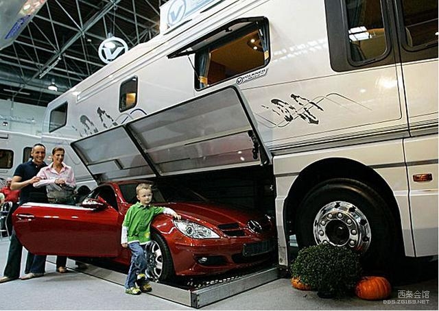 2025新澳门正版免费资本车,2025新澳门正版免费资本车，重塑未来经济版图的创新引擎